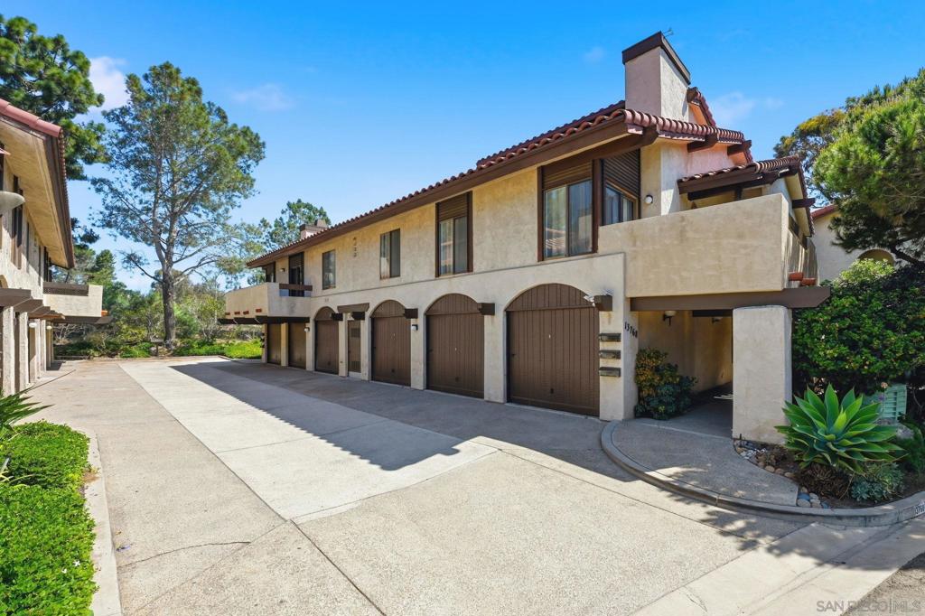 13768 Ruette Le Parc C Property Photo 4