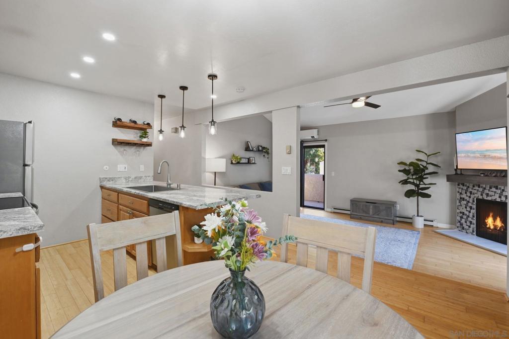 13768 Ruette Le Parc C Property Photo 6