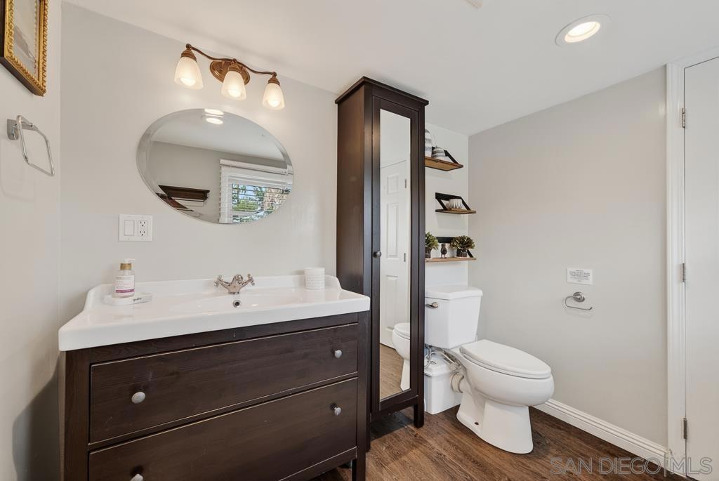 5438 Gilbert Dr Unit C Property Photo 20