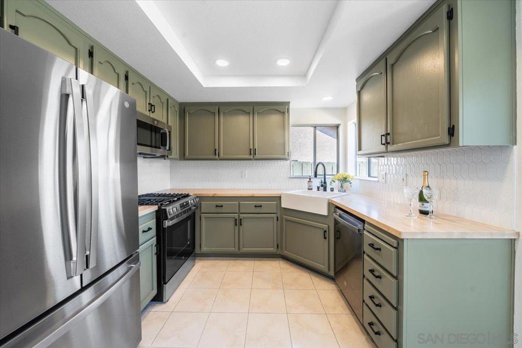 1726 Las Palmas Ln Property Photo 19