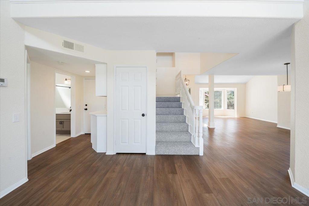 1726 Las Palmas Ln Property Photo 24