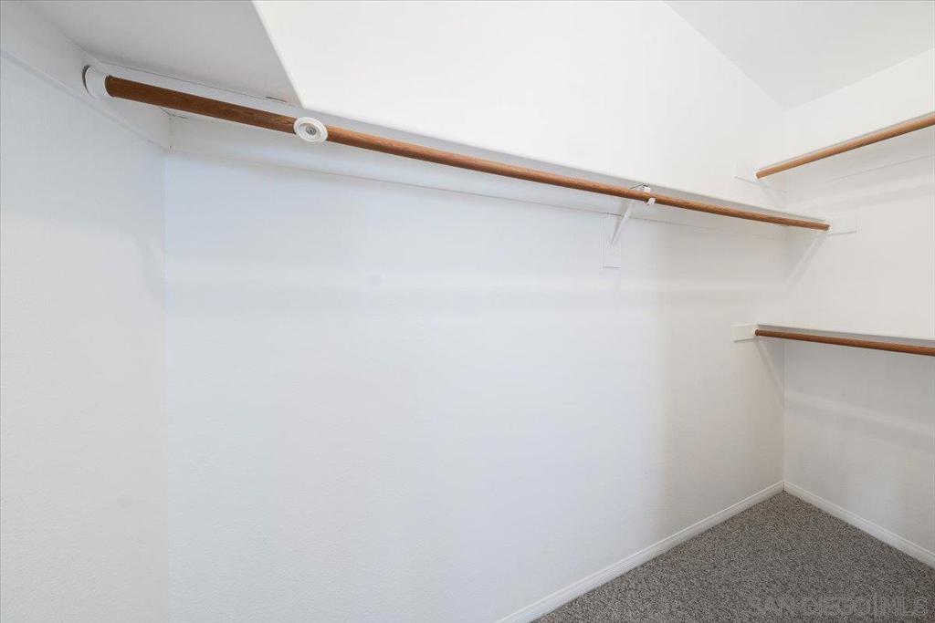 1726 Las Palmas Ln Property Photo 29