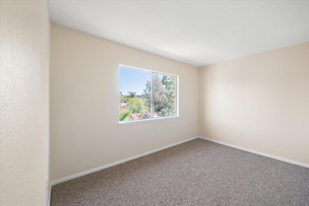 1726 Las Palmas Ln Property Photo 33