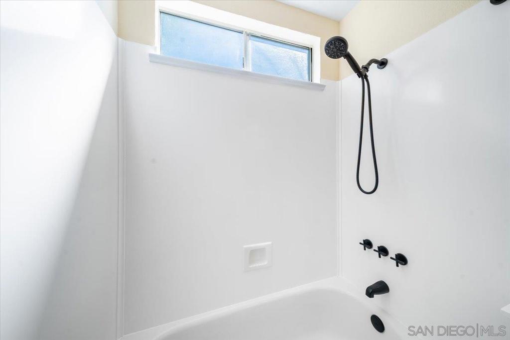 1726 Las Palmas Ln Property Photo 40