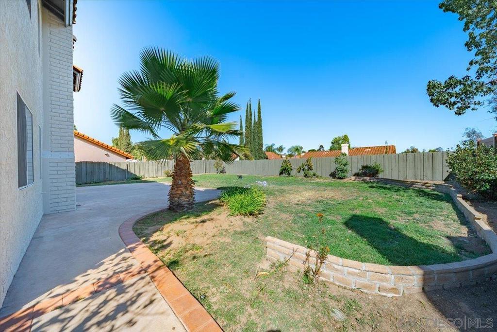 1726 Las Palmas Ln Property Photo 52