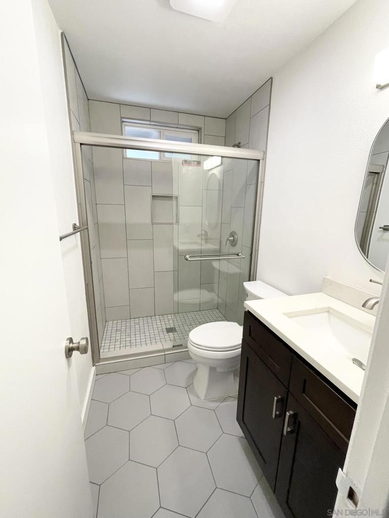 260013330SD Property Photo 21