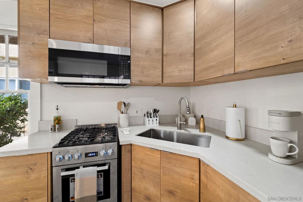 110 Maple Property Photo 18