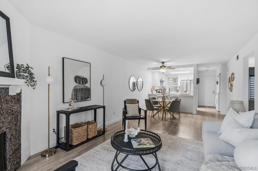 1687 Melrose Ave D Property Photo 3