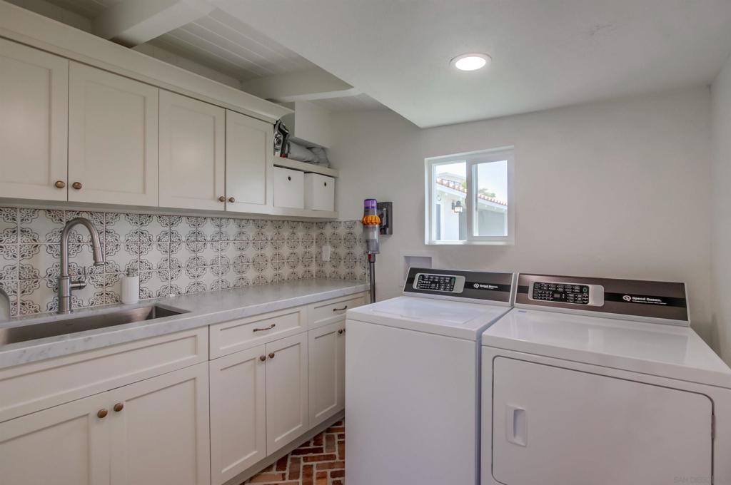 4242 Cosoy Way Property Photo 47