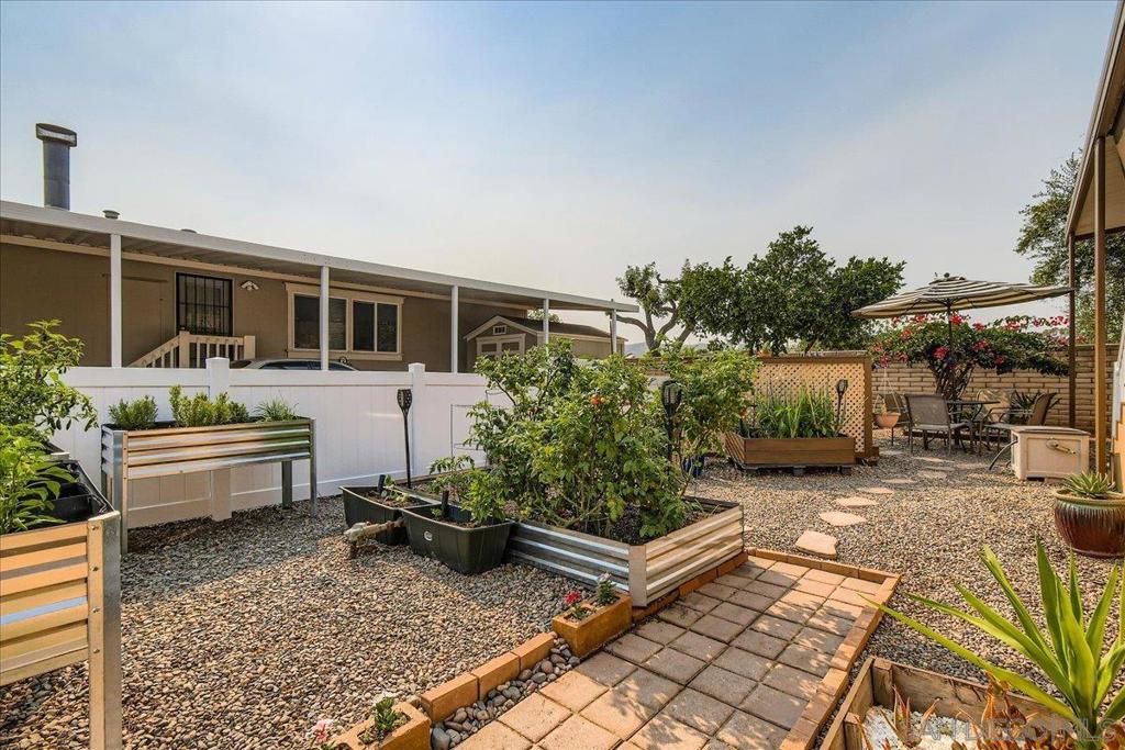 11949 Riverside Dr 176 Property Photo 1