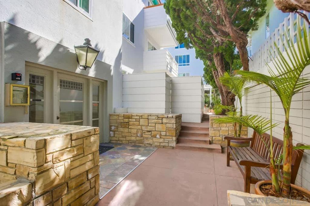 245 Coast D2 Property Photo 24
