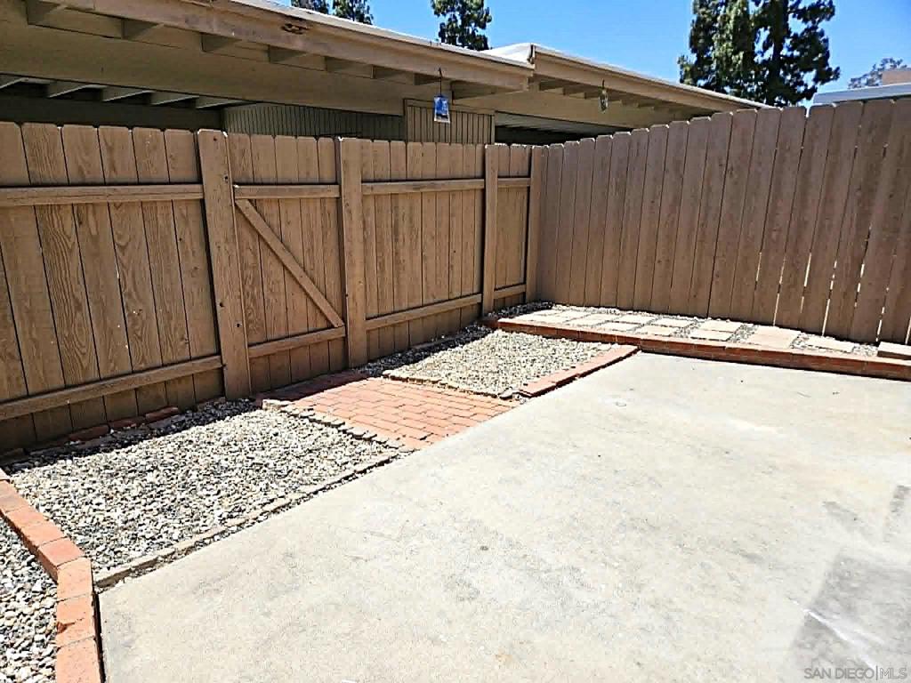 8010 Winter Gardens B B Property Photo 3
