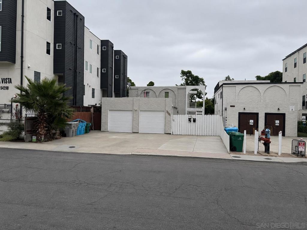5419 Lauretta St Apt A &b Property Photo 10