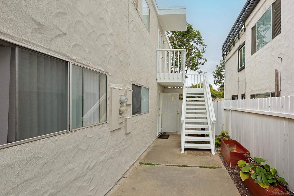 5419 Lauretta St Apt A &b Property Photo 12