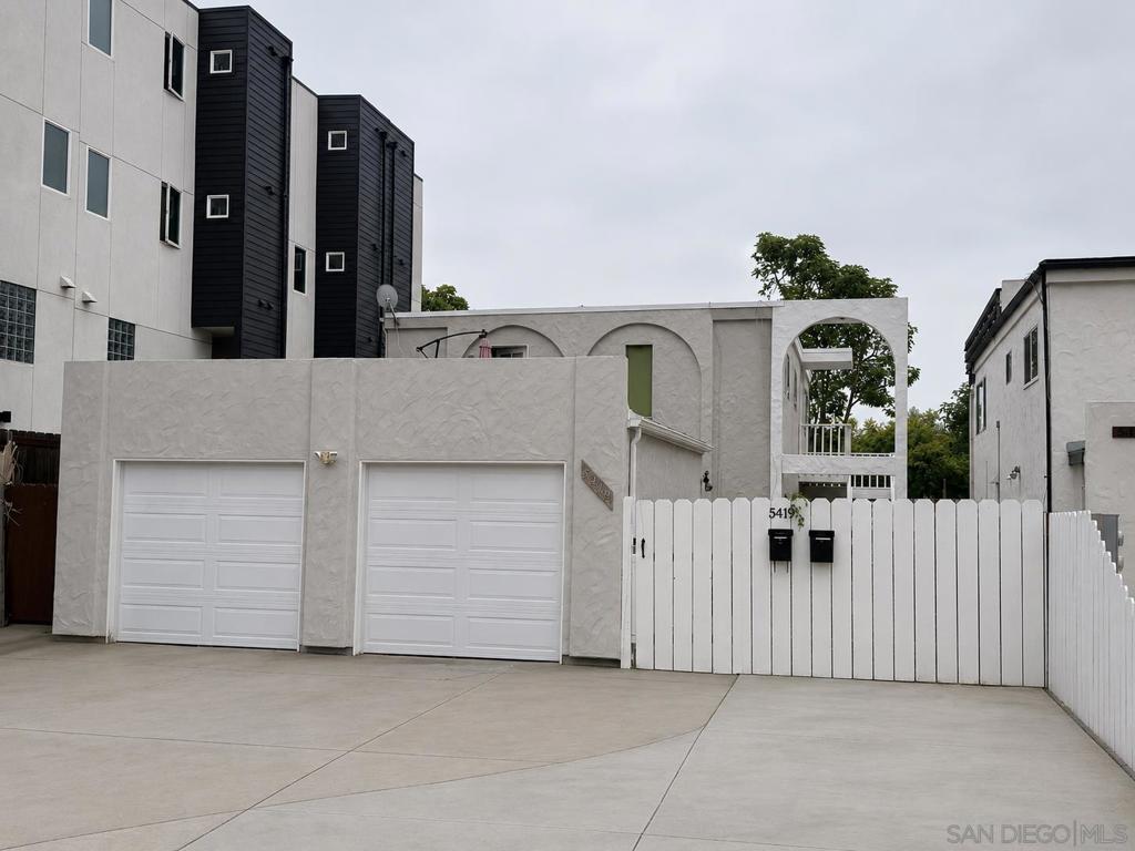5419 Lauretta St Apt A &b Property Photo 27