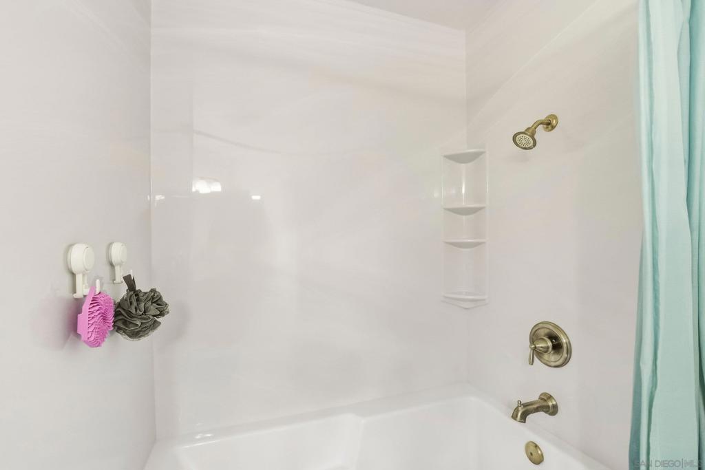 7287 Camino Degrazia 2 Property Photo 19