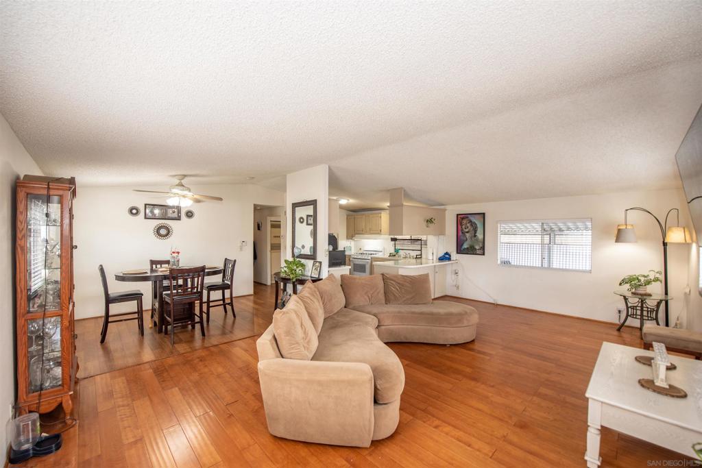 1285 E Washington Ave 113 Property Photo 14