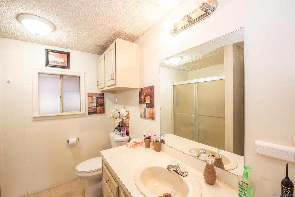1285 E Washington Ave 113 Property Photo 22