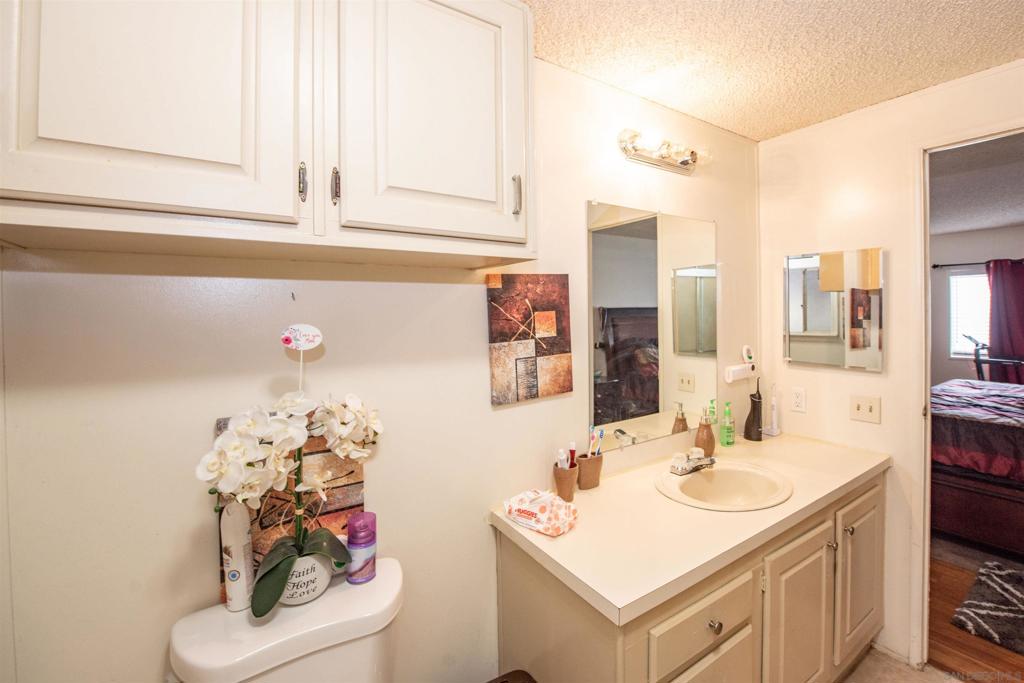 1285 E Washington Ave 113 Property Photo 24