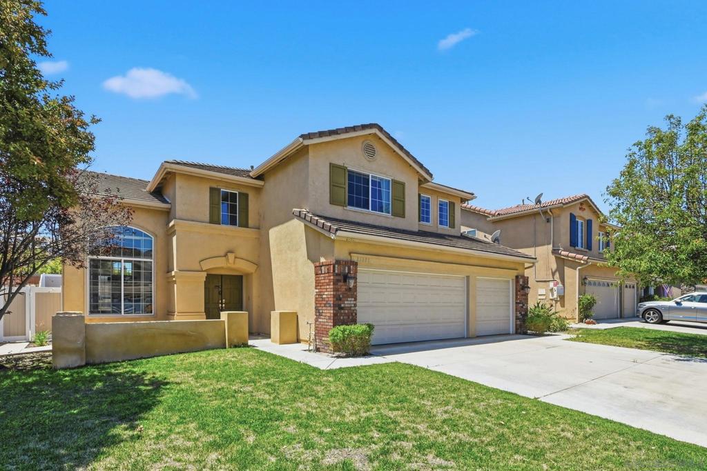 25331 Chesterfield Ln Property Photo 2