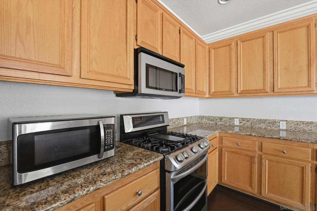 25331 Chesterfield Ln Property Photo 21