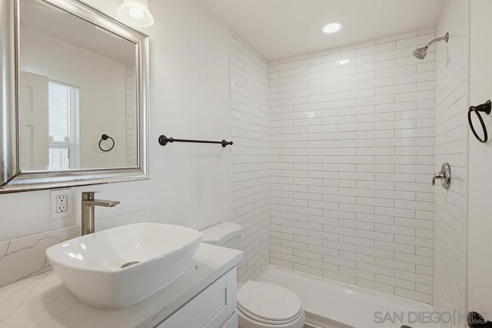 4458 32nd Property Photo 25