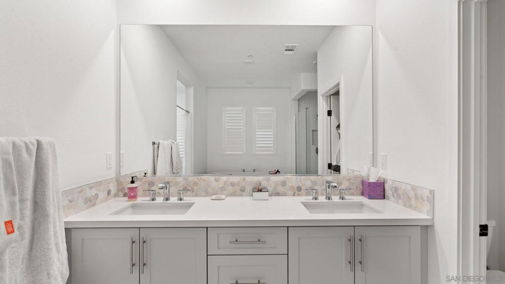 15681 Rennyson Way Property Photo 18