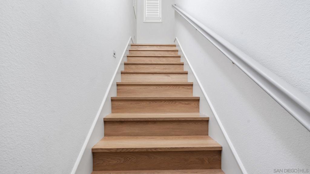 15681 Rennyson Way Property Photo 25