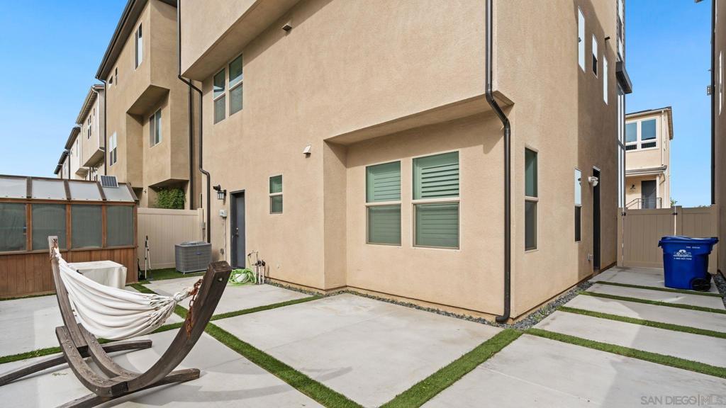 15681 Rennyson Way Property Photo 34