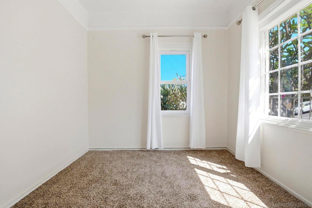 3062 68 Columbia St Property Photo 10