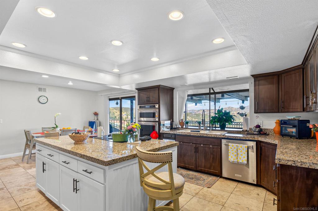 11330 Crazy Horse Dr Property Photo 14
