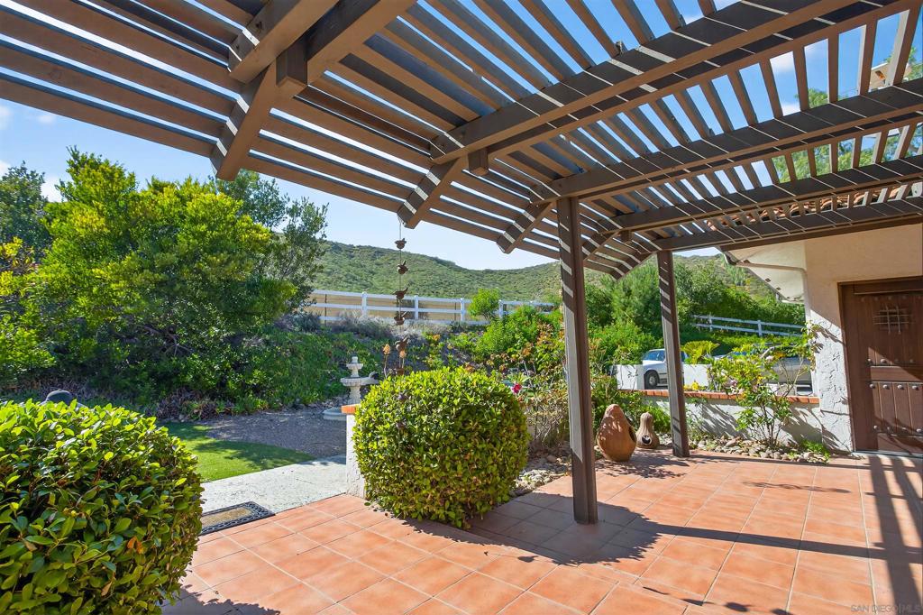 11330 Crazy Horse Dr Property Photo 66