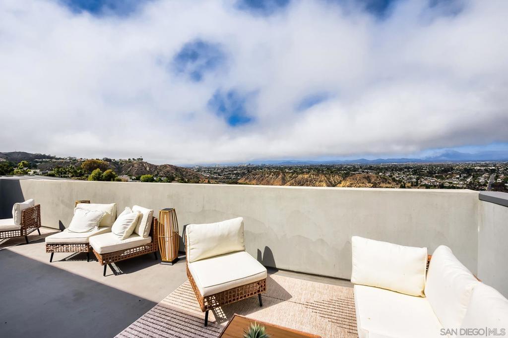 5725 Soledad Mountain Property Photo 31