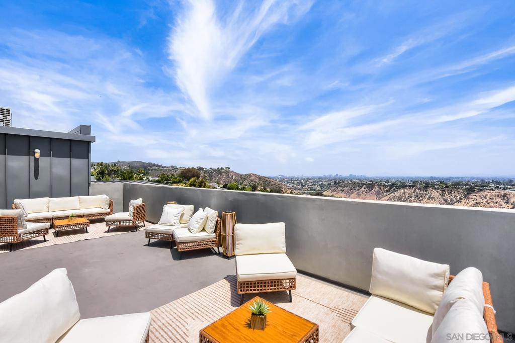 5725 Soledad Mountain Property Photo 32