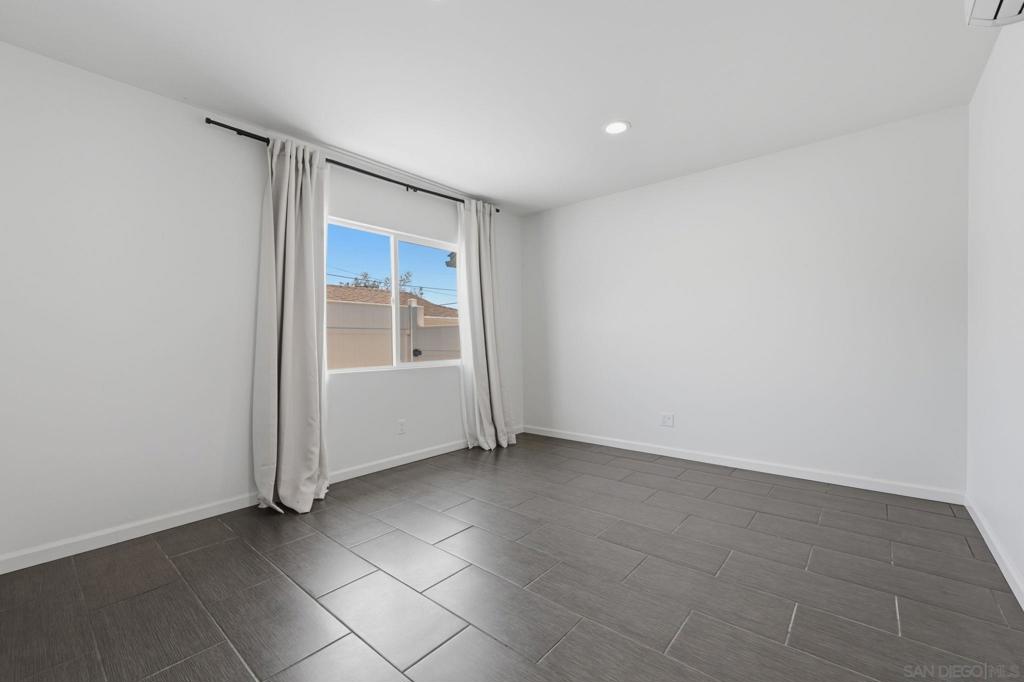 6463 Estrella Ave Property Photo 13