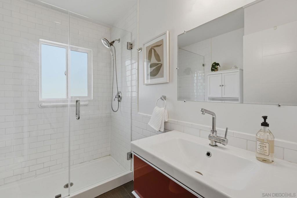 6463 Estrella Ave Property Photo 15