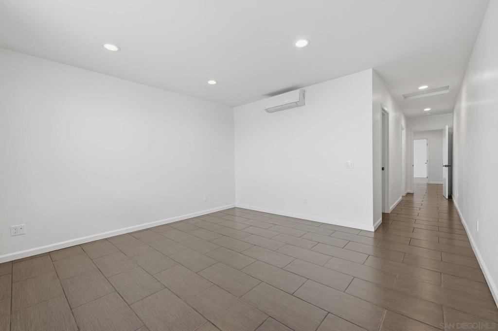 6463 Estrella Ave Property Photo 19