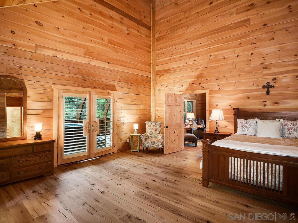 1068 W Incense Cedar Road Property Photo 12