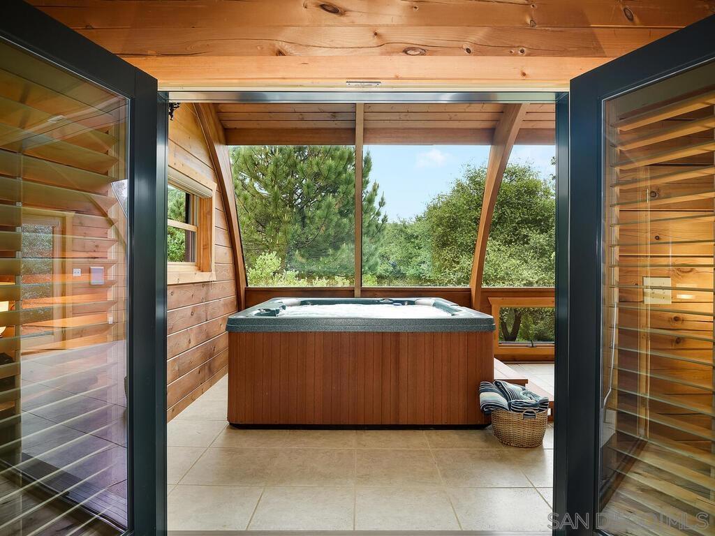 1068 W Incense Cedar Road Property Photo 13