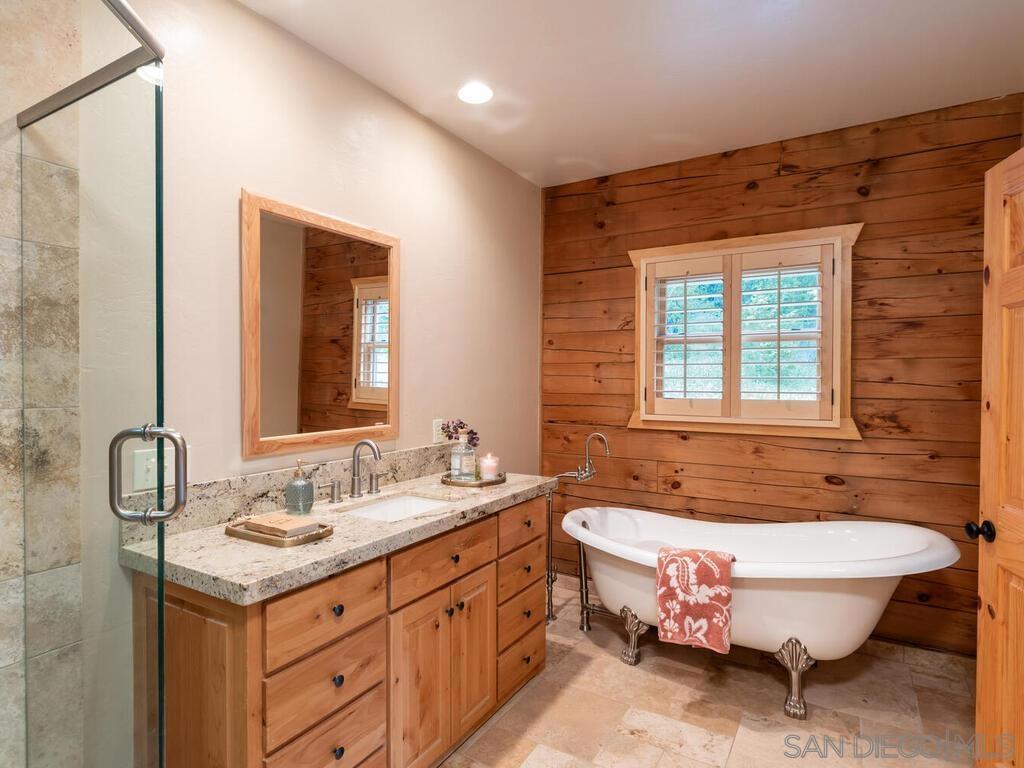 1068 W Incense Cedar Road Property Photo 17