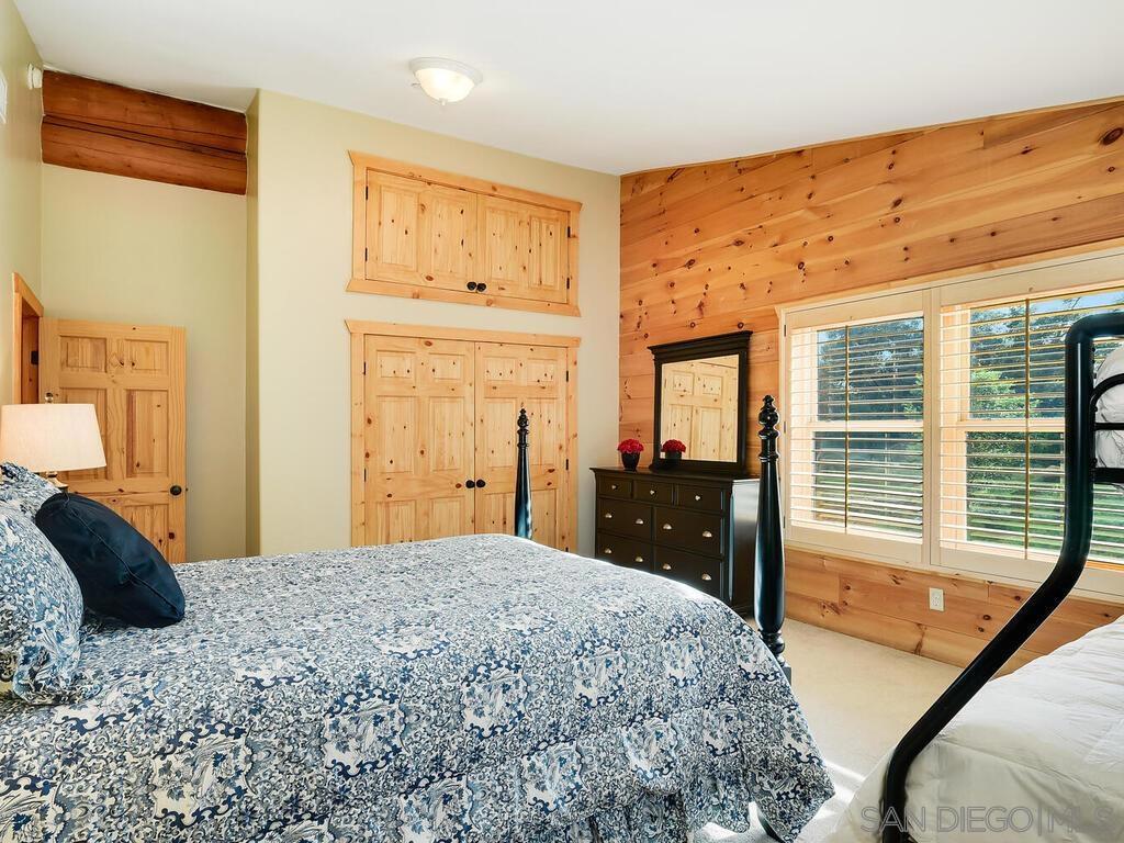 1068 W Incense Cedar Road Property Photo 23