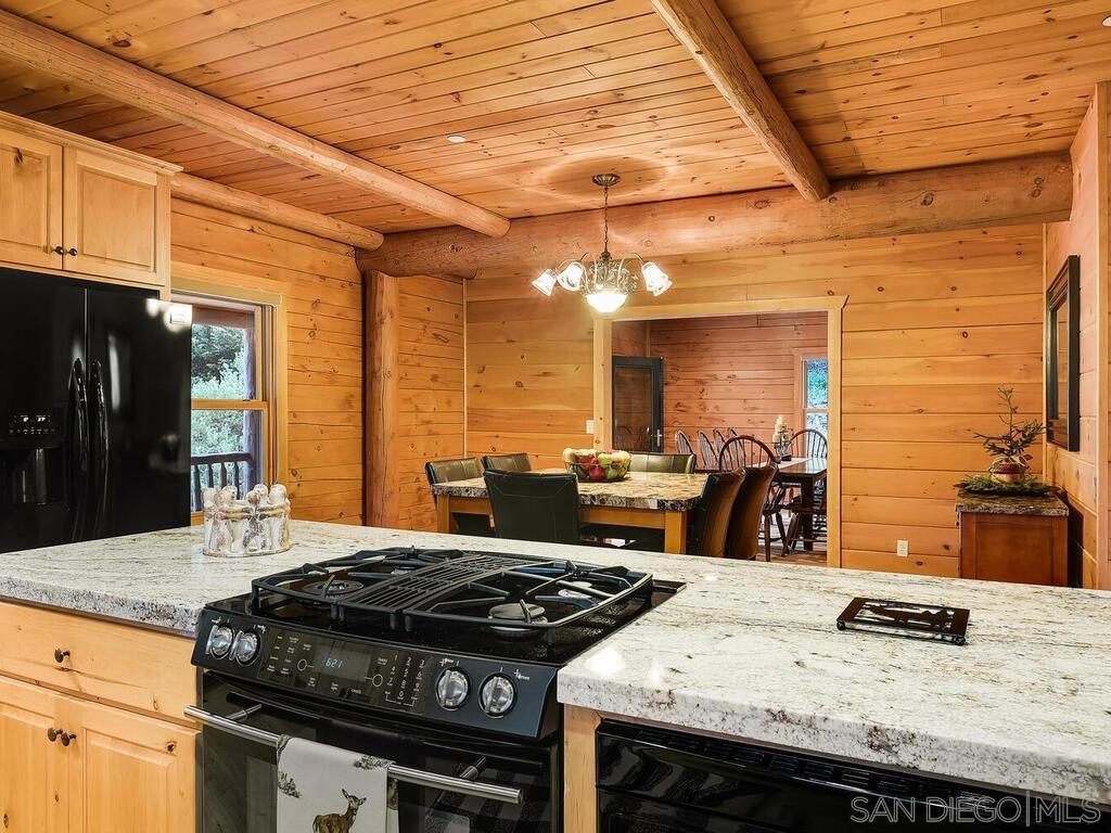 1068 W Incense Cedar Road Property Photo 28