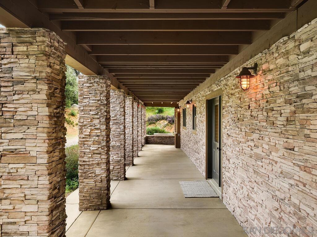 1068 W Incense Cedar Road Property Photo 31