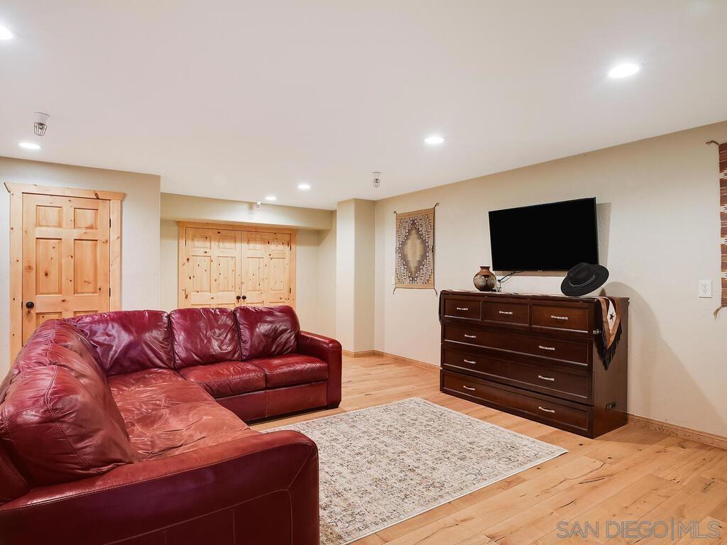 1068 W Incense Cedar Road Property Photo 33