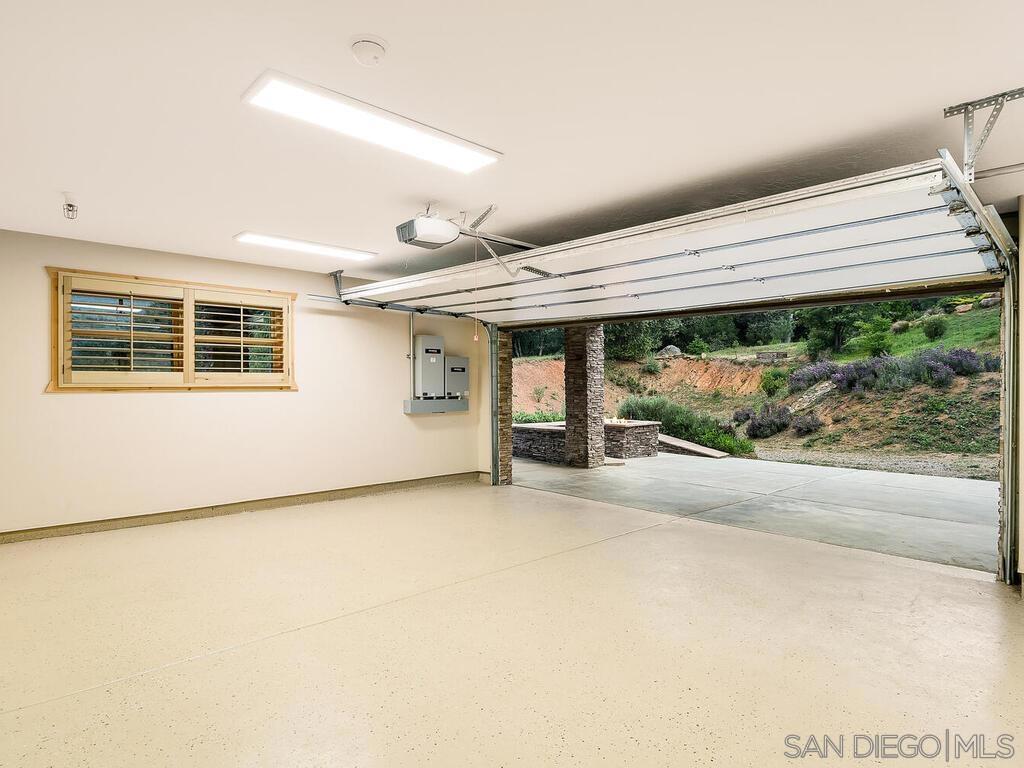 1068 W Incense Cedar Road Property Photo 37