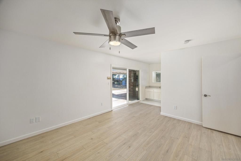 33155 Avenue D Property Photo 12