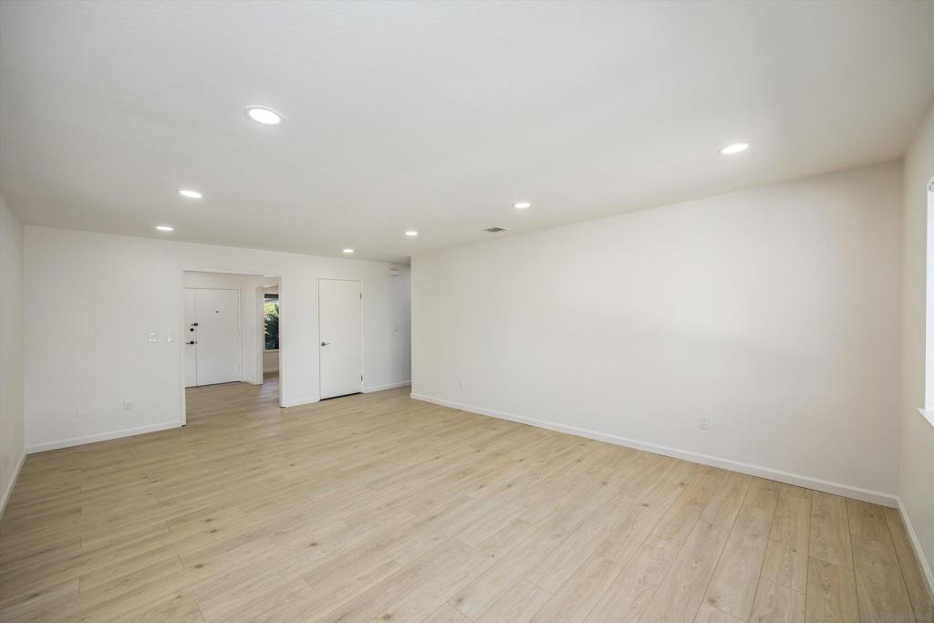 33155 Avenue D Property Photo 24