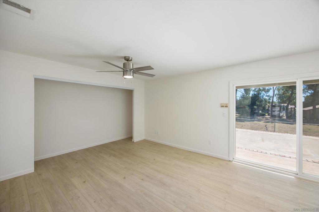 33155 Avenue D Property Photo 27
