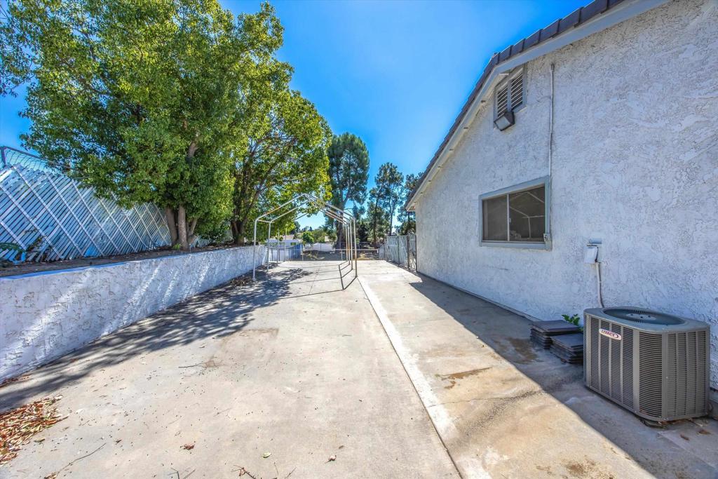 33155 Avenue D Property Photo 38
