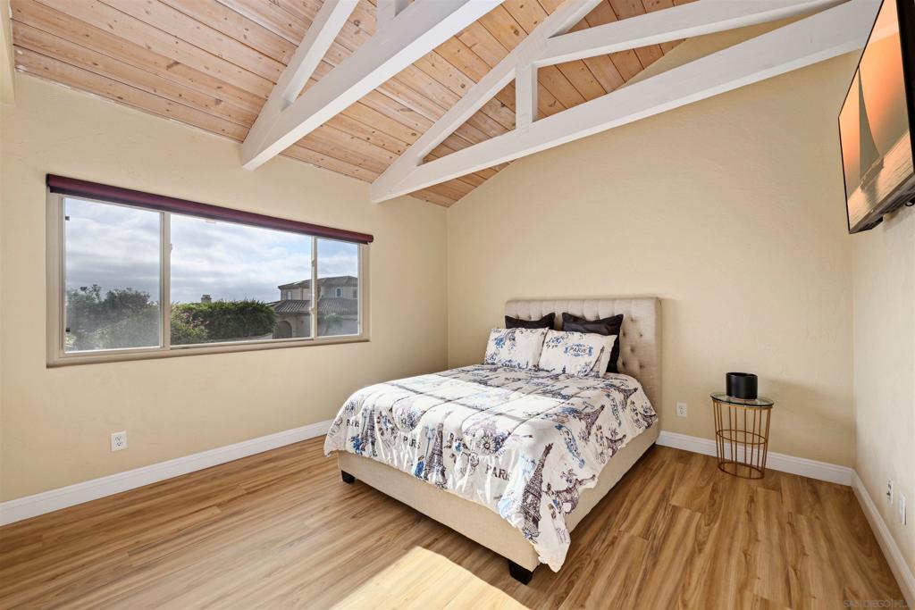 3025 Chicago Property Photo 15